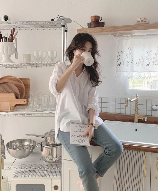 Ở nhà giãn cách: Da sẽ rất nhanh già nếu làm việc với máy tính cả ngày mà không thực hiện những điều sau-5