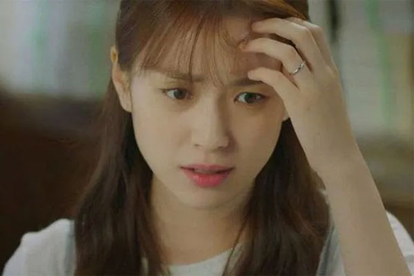 Mới sinh con nửa tháng, em dâu đã vứt con cho mẹ chồng cả buổi chỉ để lăn lộn ngoài vườn-2