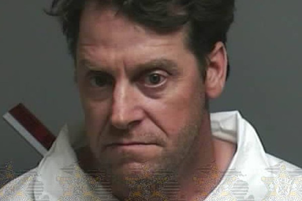 Gã chồng đưa em họ về nhà ân ái, kẻ thứ 3 ngửi thấy mùi hôi trong tủ quần áo phát hiện chuyện động trời về người vợ mất tích-1