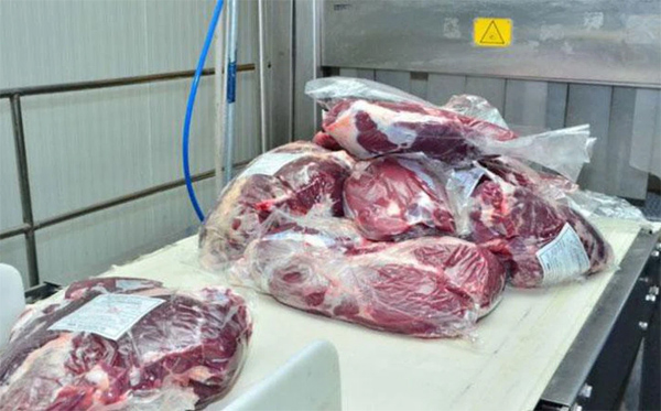 Campuchia phát hiện 3 container thịt trâu từ Ấn Độ có virus SARS-CoV-2-1