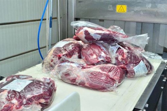 Campuchia phát hiện 3 container thịt trâu từ Ấn Độ có virus SARS-CoV-2