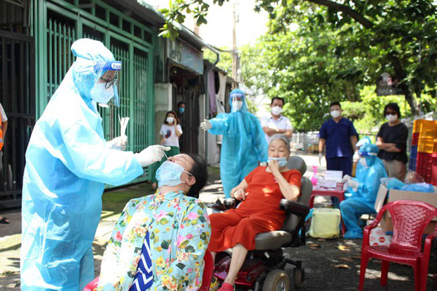 TP.HCM báo động F0 lang thang ngoài cộng đồng-5