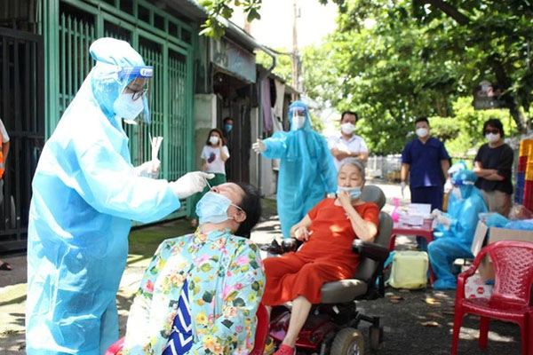 Công an Hà Nội thu phạt hơn 1,5 tỷ đồng vi phạm phòng chống dịch trong 1 ngày-2