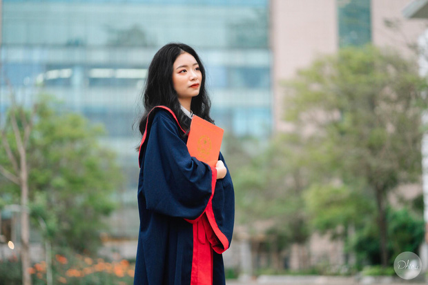 Nhìn lại dàn thủ khoa 2021: Điểm cao ngất ngưởng, ngó tới profile biết ngay thành tích khủng cỡ nào-1