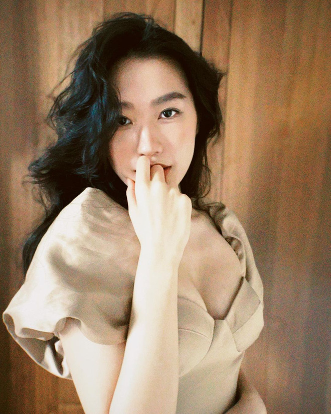 Bồ tin đồn 2k1 của Đoàn Văn Hậu tung loạt ảnh ngày càng sexy, chàng cầu thủ đã có ngay phản ứng-3