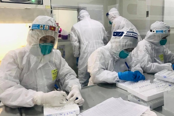 Sáng 28/7, Hà Nội phát hiện thêm 18 ca dương tính SARS-CoV-2 ở 4 chùm ca bệnh-1