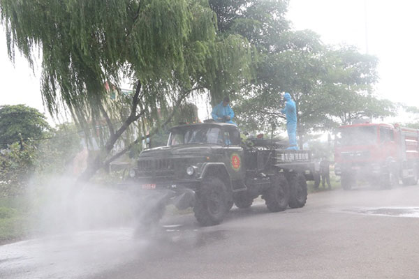 Phát hiện 3 người trong gia đình nghi mắc Covid-19, TP Quy Nhơn phong tỏa nhiều địa điểm-3