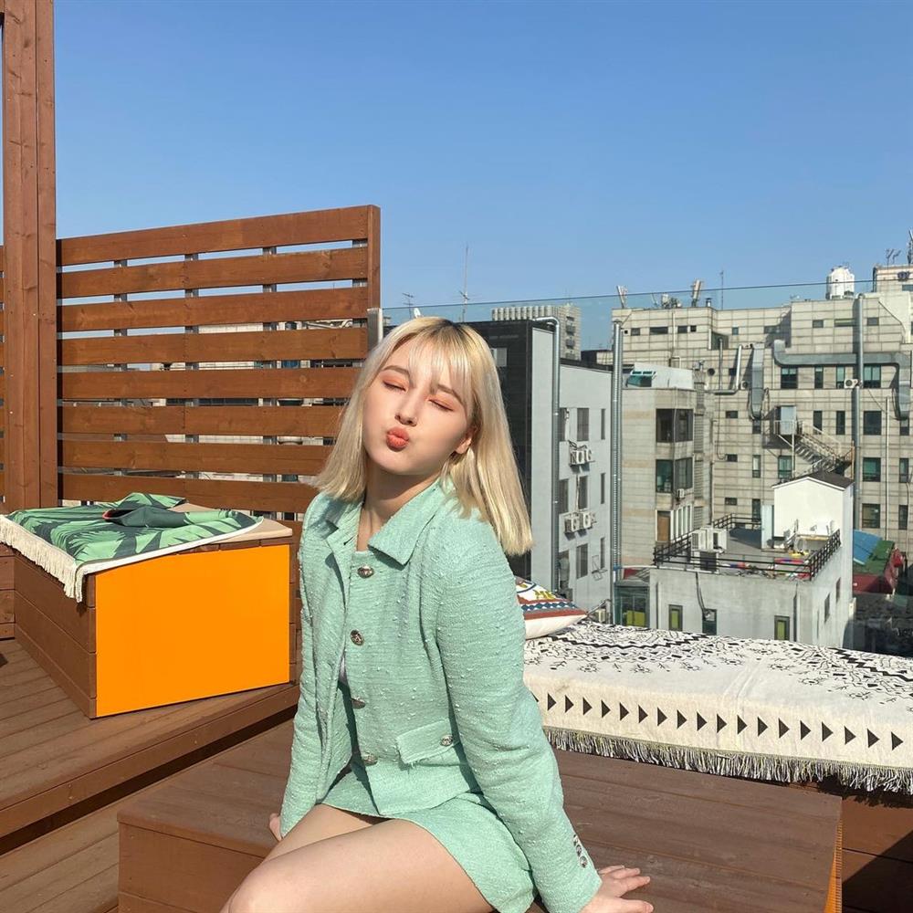 Cắt tóc mái là nước đi sai lầm của Nancy, visual bông hồng lai bớt xuất thần đi hẳn!-5