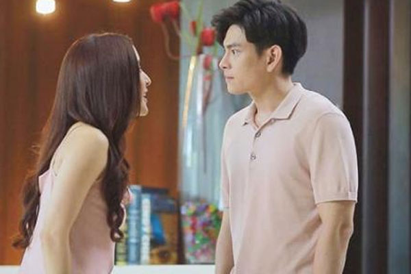 Chi 300 triệu tiền tiết kiệm để mua cặp nhẫn kim cương tặng bố mẹ ở nhà làm ruộng, bạn gái khiến tôi méo mặt không nói nên lời-1