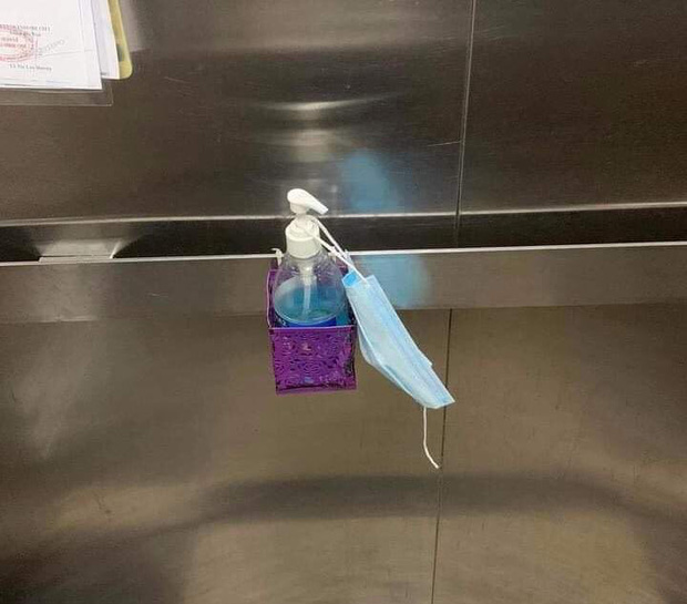 Nam thanh niên khạc nhổ, ném khẩu trang ở thang máy chung cư Hà Nội bị phạt 4 triệu đồng-2