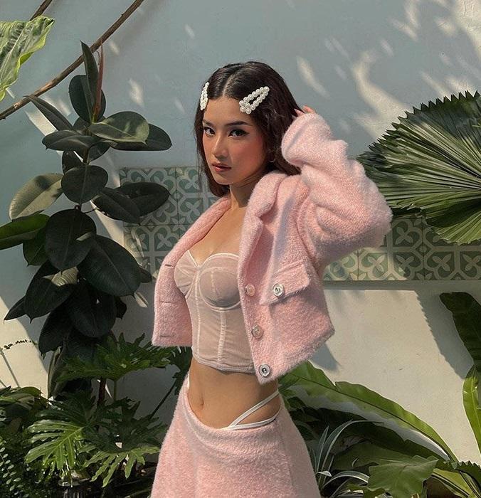 Hoàng Yến Chibi trưng trổ body khét lẹt không còn là cô chibi ngày nào!-5