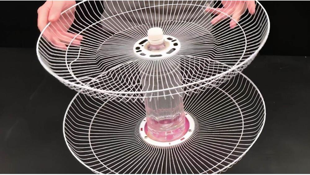 Đừng vội vứt chiếc quạt điện nếu nó bị hỏng, hãy đặt một chai nhựa to ở giữa, cả nhà sẽ đổ xô vào sử dụng-6