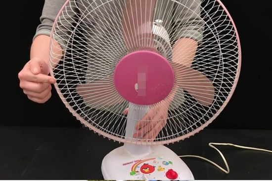 Đừng vội vứt chiếc quạt điện nếu nó bị hỏng, hãy đặt một chai nhựa to ở giữa, cả nhà sẽ đổ xô vào sử dụng