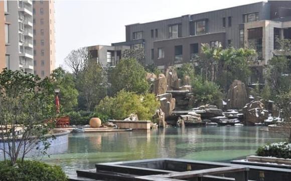 Cận cảnh biệt thự của Huỳnh Hiểu Minh, bên ngoài như tòa lâu đài, nội thất sang trọng bậc nhất, Angelababy sống như công chúa-14
