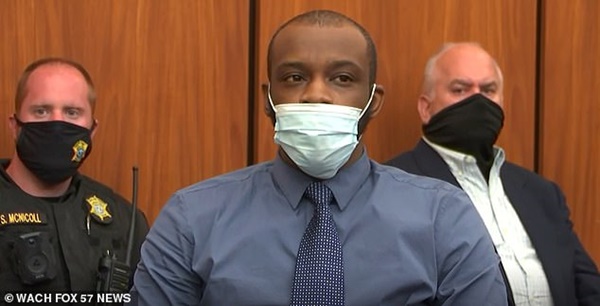 Án mạng rúng động Mỹ: Gọi Uber nhưng lên nhầm xe lạ, cô gái bị đâm liên tiếp 120 nhát dao kinh hoàng với loạt tình tiết gây phẫn nộ-5