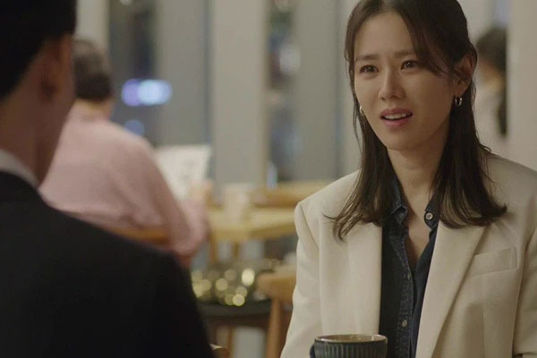 Xin về quê nhưng mẹ chồng ra sức lắc đầu, nàng dâu gặng hỏi thì nhận được dấu hiệu lạ từ bà mở ra bí mật chấn động-1