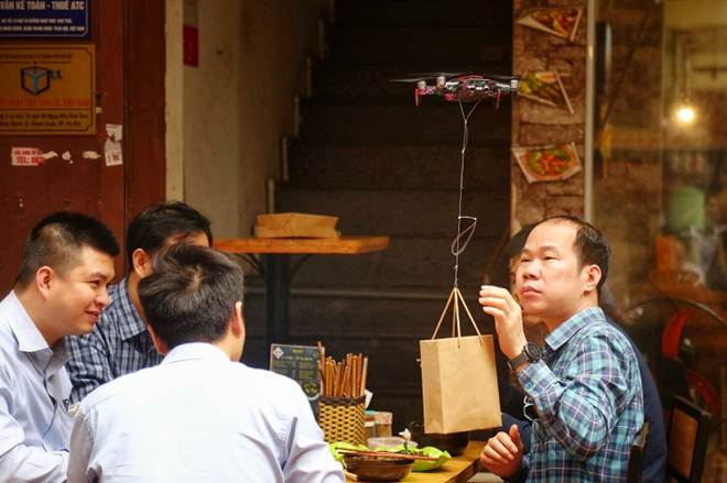 Dở khóc dở cười” những kiểu buôn bán bá đạo mùa Covid-19-7