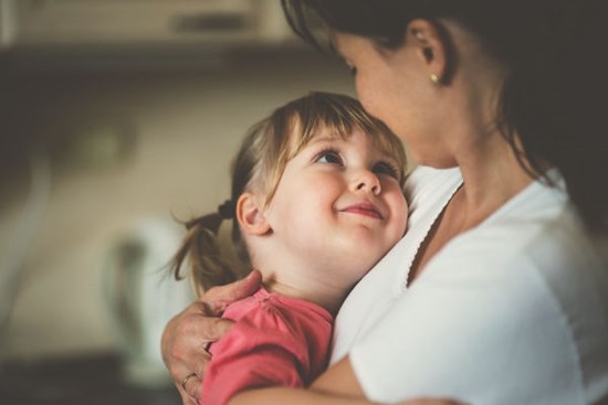 Nghiên cứu của ĐH Harvard: Bố mẹ kiên trì thực hiện 9 điều này, con cái lớn lên sẽ trở thành người xuất sắc