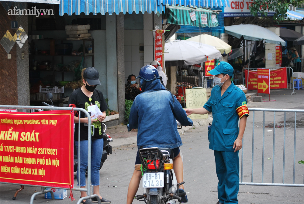 Lý lịch bất hảo của người chồng cùng vợ thông chốt kiểm dịch, đánh công an ở chợ Yên Phụ, Hà Nội-3