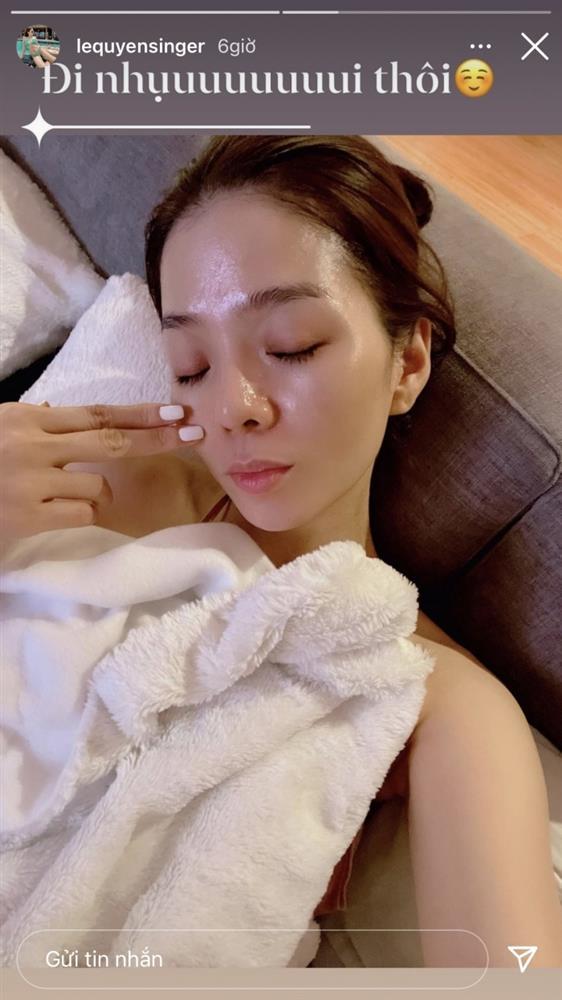 Lệ Quyên lộ da sần sùi khi để mặt mộc, antifan thách lôi ảnh chưa thẩm mỹ-1