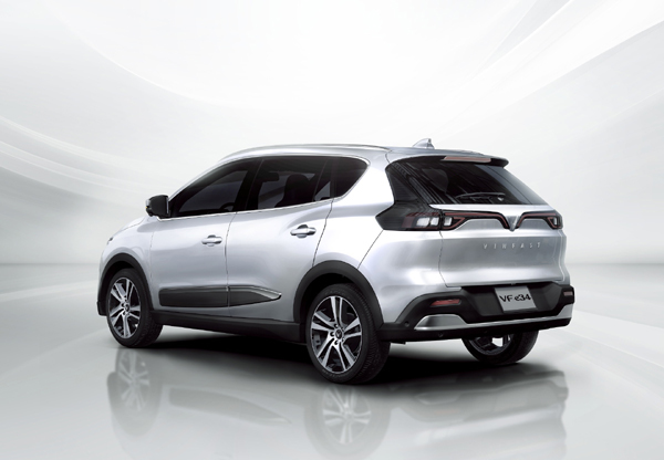 Ô tô điện VF e34 nhận gần 10.000 đơn đặt hàng trực tuyến-1