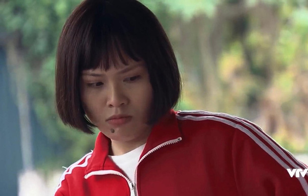 Ánh Tuyết khóc lóc vì bị cắt vai đột ngột ở Hương Vị Tình Thân, netizen ném đá thêm vì thái độ ỡm ờ-1