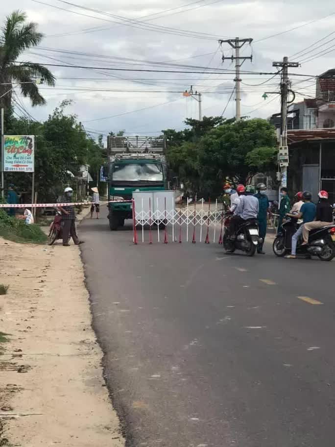 Phát hiện 18 ca Covid-19 trong cộng đồng, Bình Định giãn cách xã hội toàn tỉnh-1