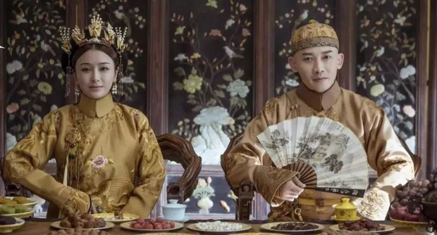 Một ngày của hoàng đế xưa kia trải qua như thế nào? Càn Long dậy lúc 3h sáng, 7h tối lật thẻ bài, mỗi ngày lặp lại vô vị-4