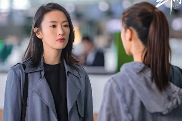 Động thái mới nhất của người vợ trong clip đánh ghen hot girl ở Hà Nội, nhắn nhủ đến tiểu tam: Chặn thế nào được hả em...-5