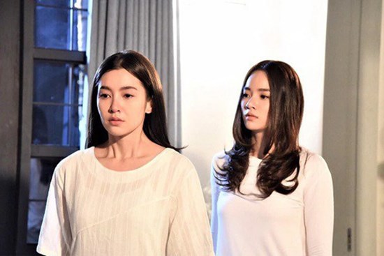 Đến nhà bạn thân uống rượu sau khi chồng đi công tác, người phụ nữ không khỏi căng thẳng khi phát hiện ra 1 