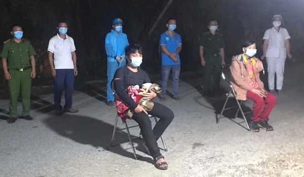 Hành trình bé 10 ngày tuổi vượt 1.500km về quê cùng bố mẹ: Được nhiều người giúp đỡ, về đến quê, vợ con khỏe em hạnh phúc lắm!-3