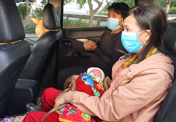 Hành trình bé 10 ngày tuổi vượt 1.500km về quê cùng bố mẹ: Được nhiều người giúp đỡ, về đến quê, vợ con khỏe em hạnh phúc lắm!-2