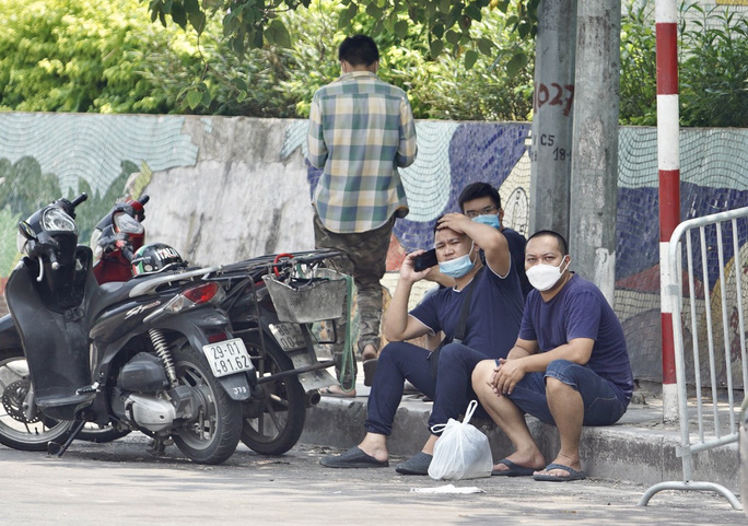 CLIP: Tiếp tế lương thực cho phường Chương Dương bị phong toả với 23 ngàn dân-8