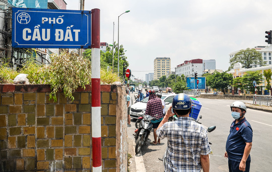 CLIP: Tiếp tế lương thực cho phường Chương Dương bị phong toả với 23 ngàn dân-13