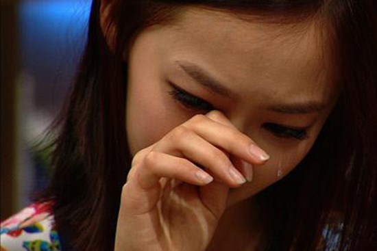 Vợ chồng ly hôn đã nhiều năm, khi tôi đổ bệnh, con trai nhắn tin cho bố, hồi âm của anh khiến tôi choáng váng