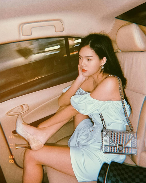 Mỹ nhân Vbiz cực sexy và có cuộc sống chanh sả bất ngờ thông báo đã cạo đầu quy y do trầm cảm nặng sau loạt biến cố-12