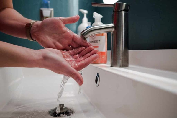 Nếu không may nhiễm hoặc nghi nhiễm Covid-19, F0 hãy ghi nhớ và làm theo những gợi ý này để nhanh chóng vượt qua-1