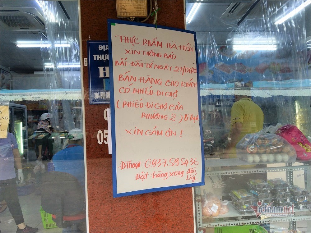 Chợ đóng cửa, nỗi lo khi siêu thị xuất hiện F0-2