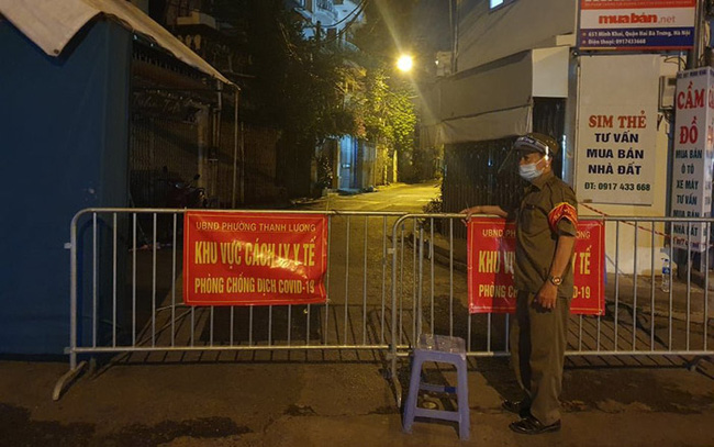 VinCommerce công bố danh sách 8 siêu thị, 15 cửa hàng tạm đóng cửa để rà soát trường hợp liên quan nhà cung cấp có ca mắc COVID-19-1