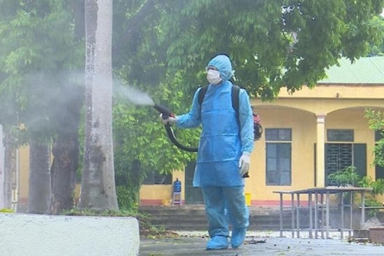 Đứng xem tai nạn, 51 người ở Phú Thọ trở thành F1