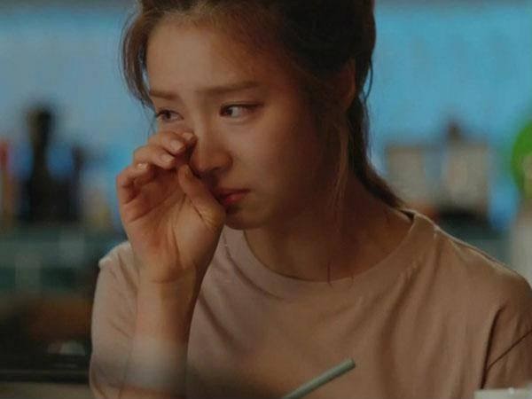 Được chị chồng cho vay vốn mua nhà tôi hí hửng lắm, ai ngờ lúc giao dịch chị lại tuyên bố với bên bán điều sốc óc này-1