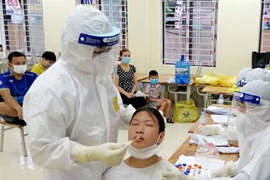 Tối 2/8, Hà Nội chỉ ghi nhận 1 ca dương tính với SARS-CoV-2, trong ngày có tổng 98 ca