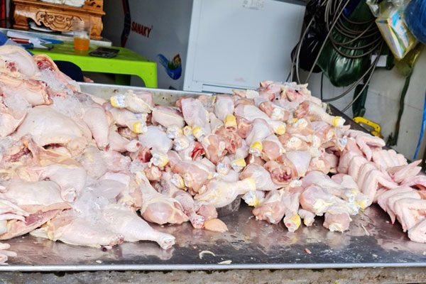 Nhãn, thanh long và loạt nông sản rớt giá thảm: Nhiều nhà vườn nguy cơ trắng tay-4