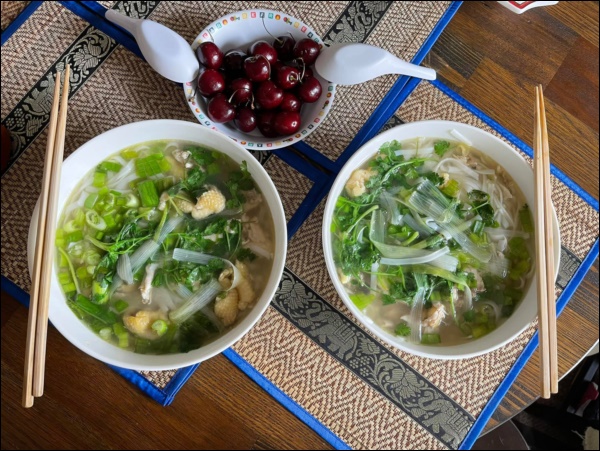 Sang Mỹ sống, Cao Thái Sơn càng chăm chỉ vào bếp nấu ăn, món nào cũng ngon, đậm đà hương vị quê nhà-9