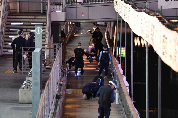 Dân mạng và cộng đồng người Việt tại Nhật xôn xao về vụ thanh niên bị đạp xuống sông chết ở Osaka, quyết truy tìm kẻ quay clip và mong muốn giúp đỡ gia đình nạn nhân-4