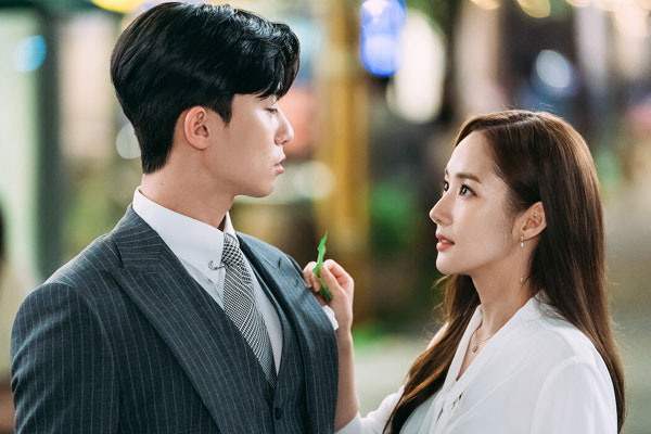 Bị mẹ chồng tương lai yêu cầu phá thai vì lý do vô lý, cô nàng có màn đáp trả thẳng thừng khiến ai nấy phải vỗ tay-3