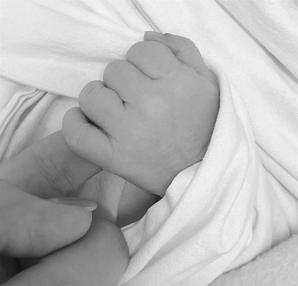 Phu nhân Tổng giám đốc tập đoàn nghìn tỷ khoe bữa cơm ở cữ, có những món gì mà ai cũng trầm trồ, xuýt xoa?-1