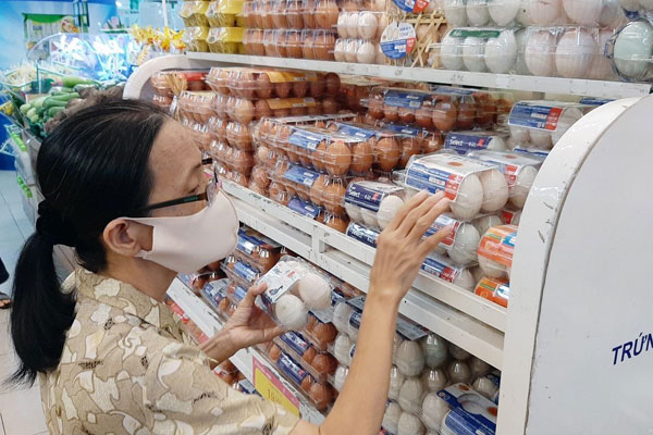 Loại trứng đen sì, có mùi khai, từ món ăn bỏ đi đến đặc sản gây nghiện với dân Việt-5