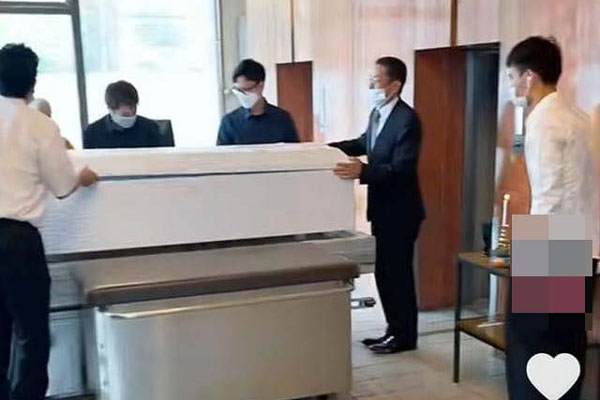 Cô gái bị tố đứng quay clip du học sinh Việt ở Osaka đã khóa Facebook chính nhưng lại lập tài khoản phụ để tiếp tục thanh minh?-5