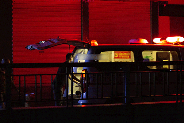 Hà Nội: Một cô gái trẻ rơi từ tầng cao chung cư Rivera Park xuống đất tử vong-2